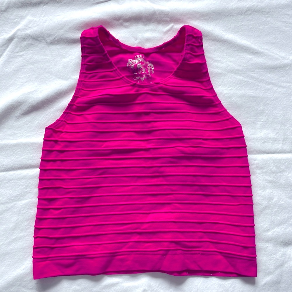 Hot pink ribbed crop top